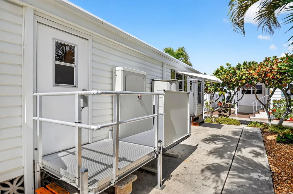 5 Cedar Drive #CD5 Briny Breezes, FL 33435