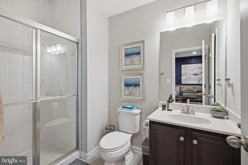 10313 VISTA MEADOW WAY Lanham, MD 20706