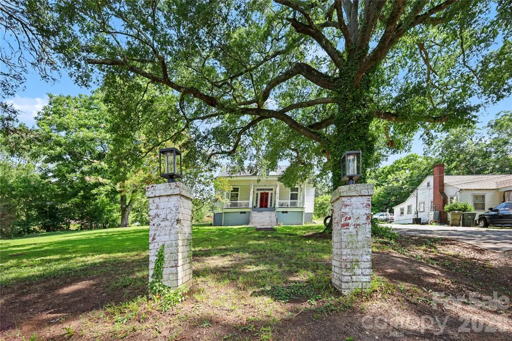 159 E Lacy Street Chester, SC 29706