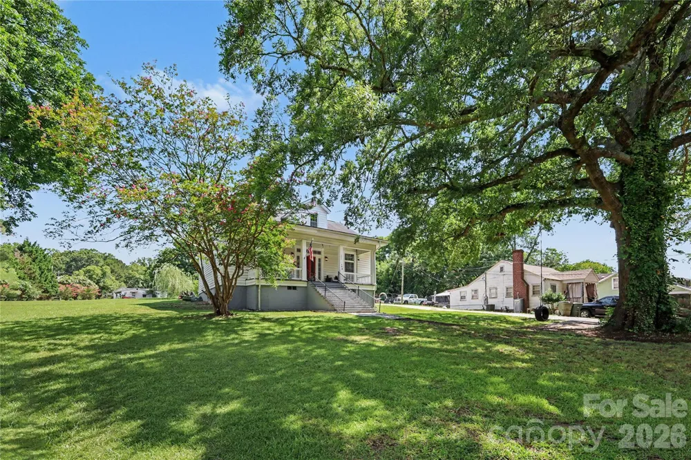 159 E Lacy Street Chester, SC 29706