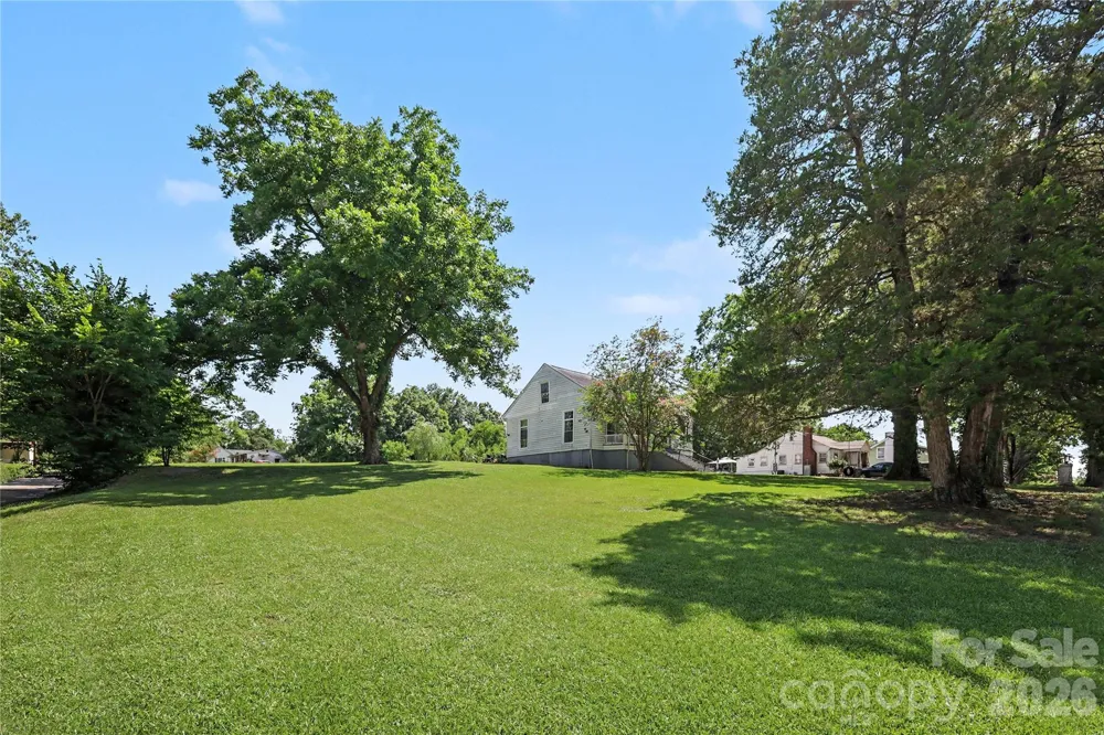 159 E Lacy Street Chester, SC 29706