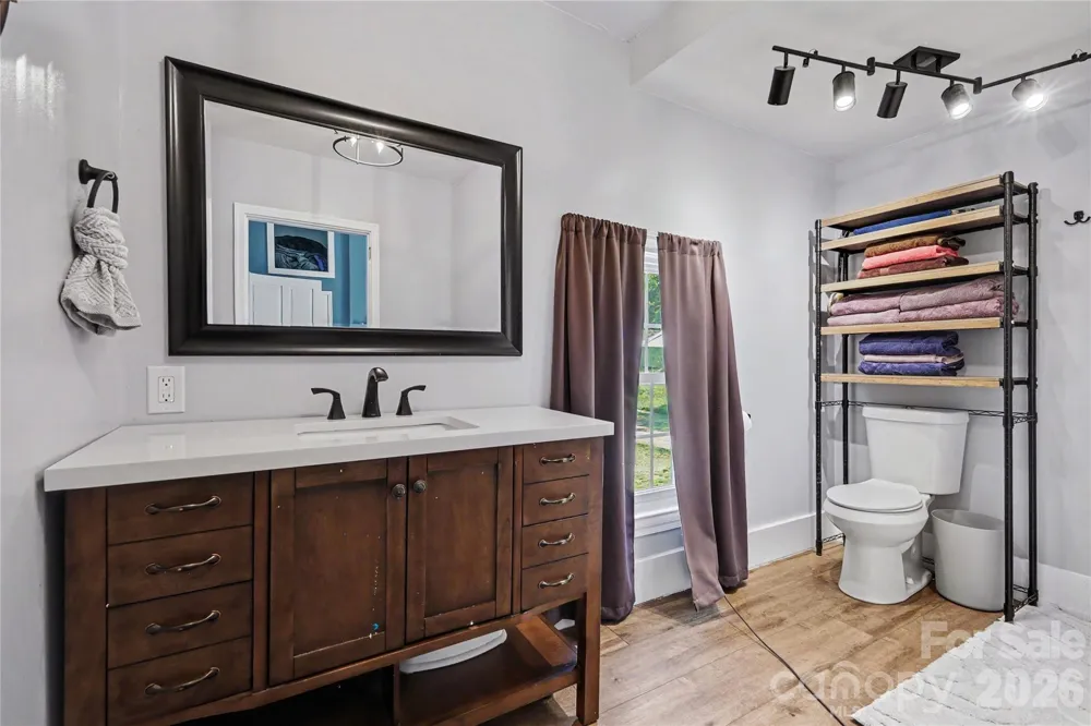 159 E Lacy Street Chester, SC 29706