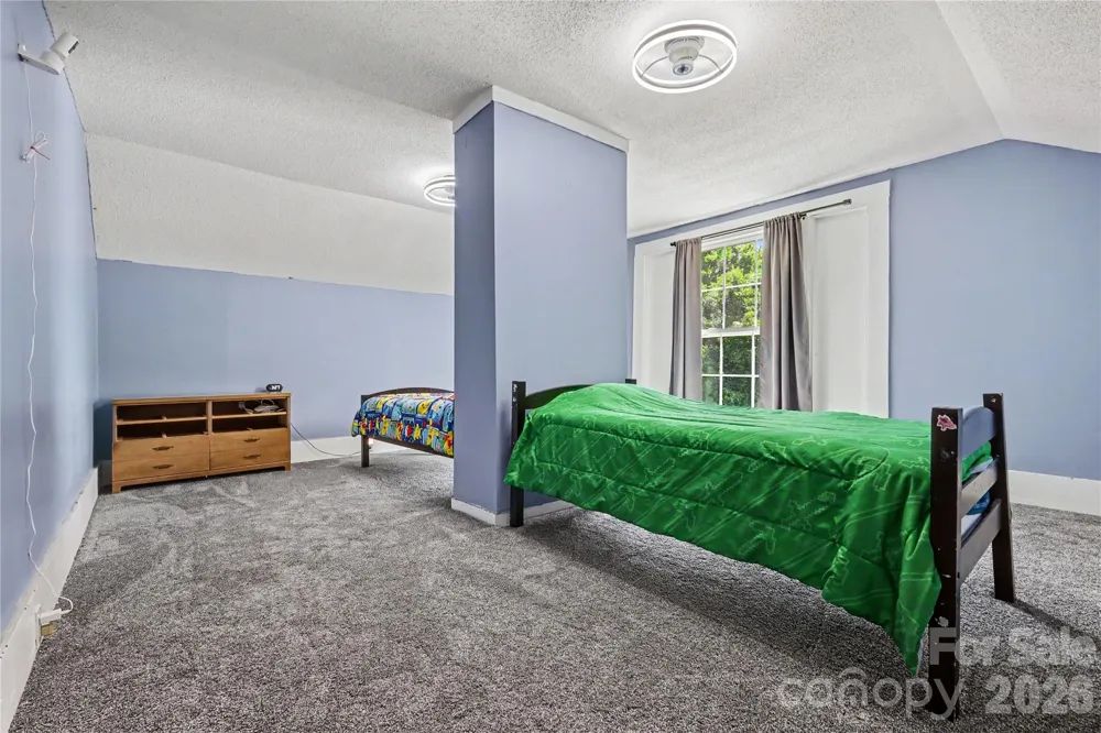 159 E Lacy Street Chester, SC 29706