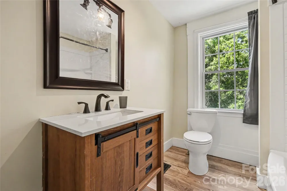 159 E Lacy Street Chester, SC 29706