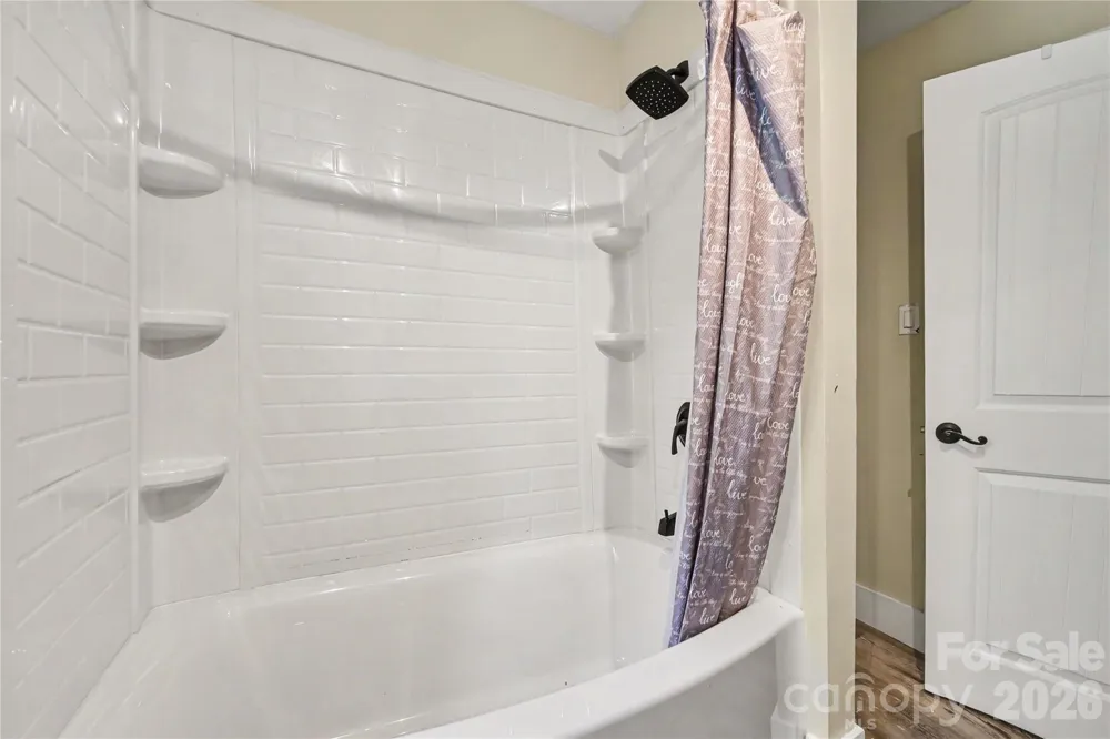 159 E Lacy Street Chester, SC 29706
