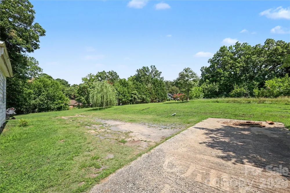 159 E Lacy Street Chester, SC 29706