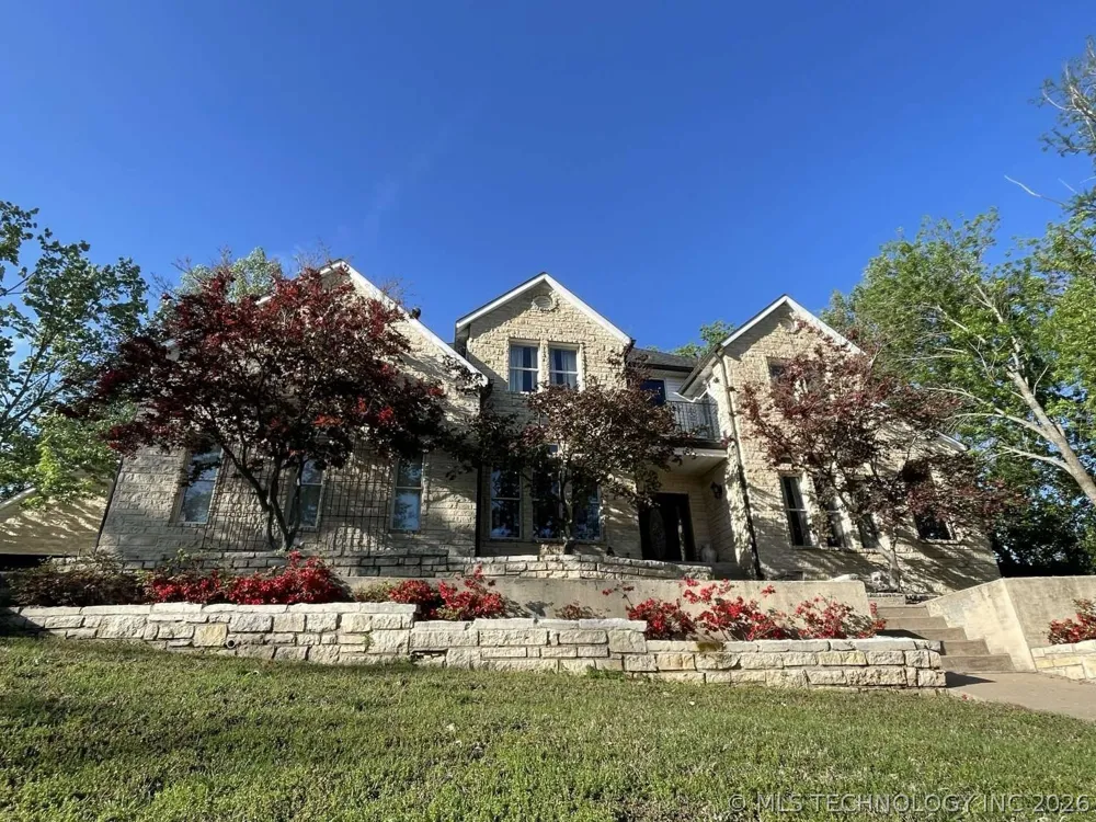 1350 Woodbriar Lane Catoosa, OK 74015