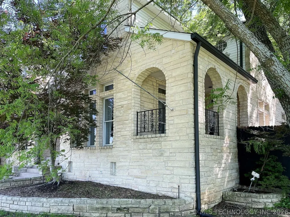 1350 Woodbriar Lane Catoosa, OK 74015