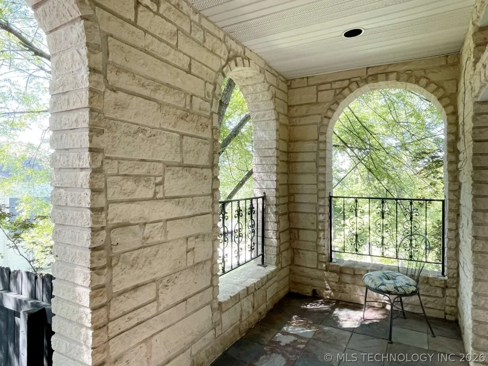 1350 Woodbriar Lane Catoosa, OK 74015