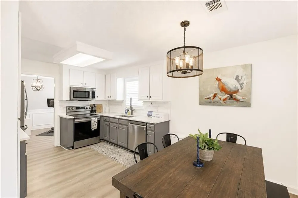 5825 April Drive Sugar Hill, GA 30518