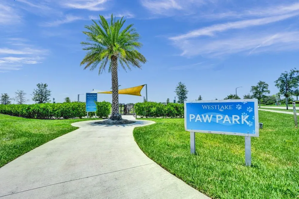 4508 Longwood Lake Square Westlake, FL 33470