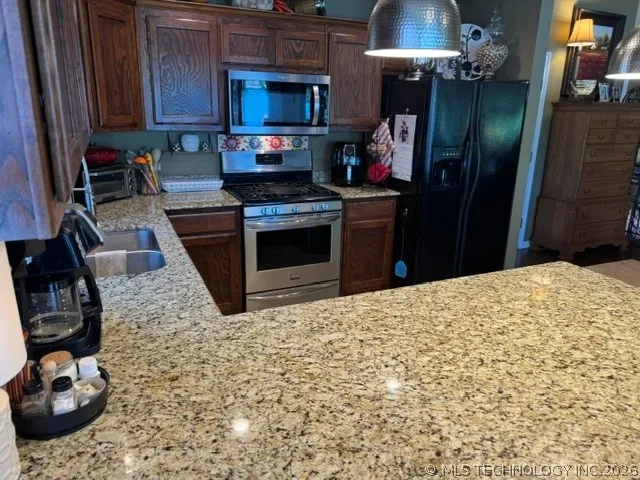 137 NE 439 DRIVE Spavinaw, OK 74366