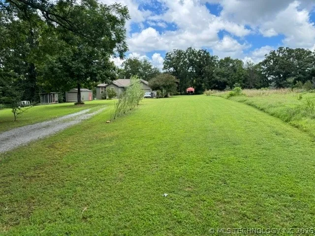 137 NE 439 DRIVE Spavinaw, OK 74366