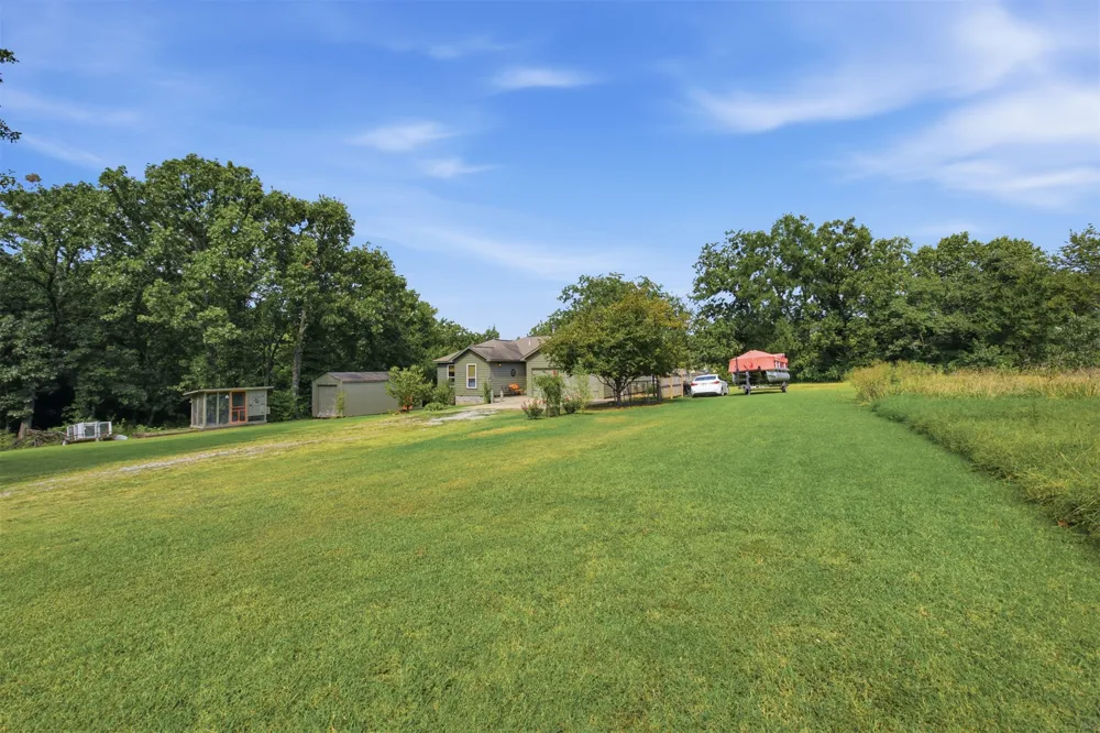 137 NE 439 DRIVE Spavinaw, OK 74366