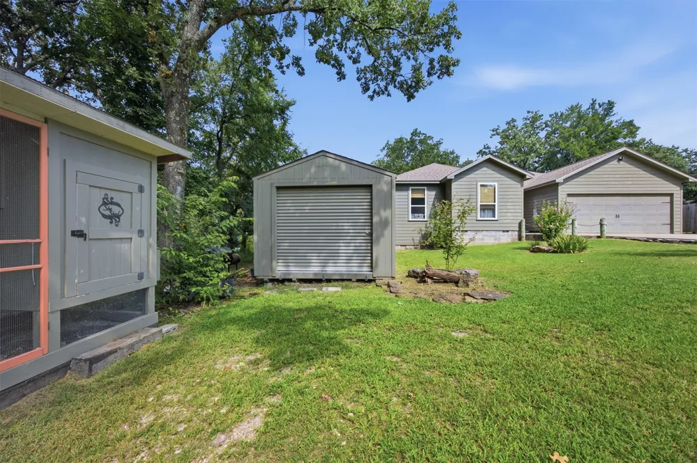 137 NE 439 DRIVE Spavinaw, OK 74366