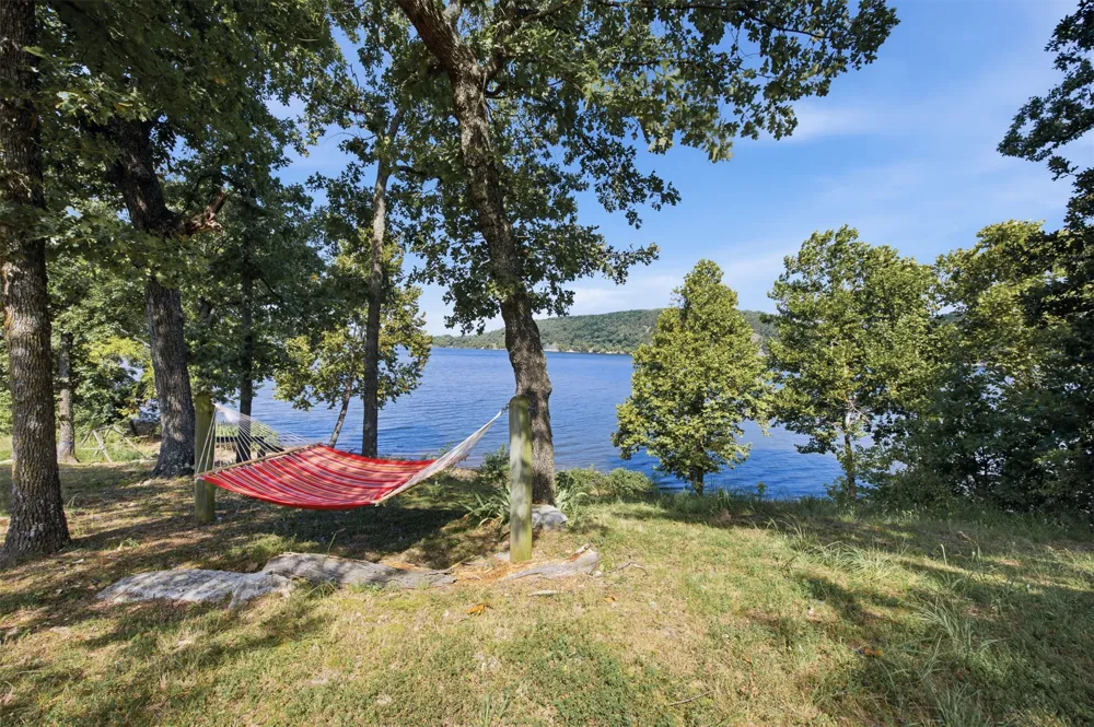 137 NE 439 DRIVE Spavinaw, OK 74366