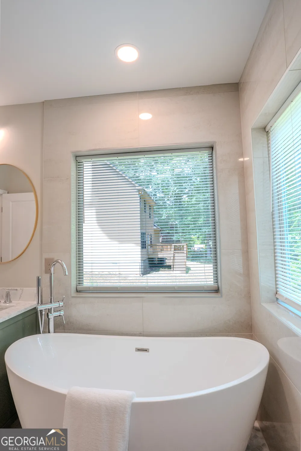 160 Rosewood CIR Covington, GA 30016