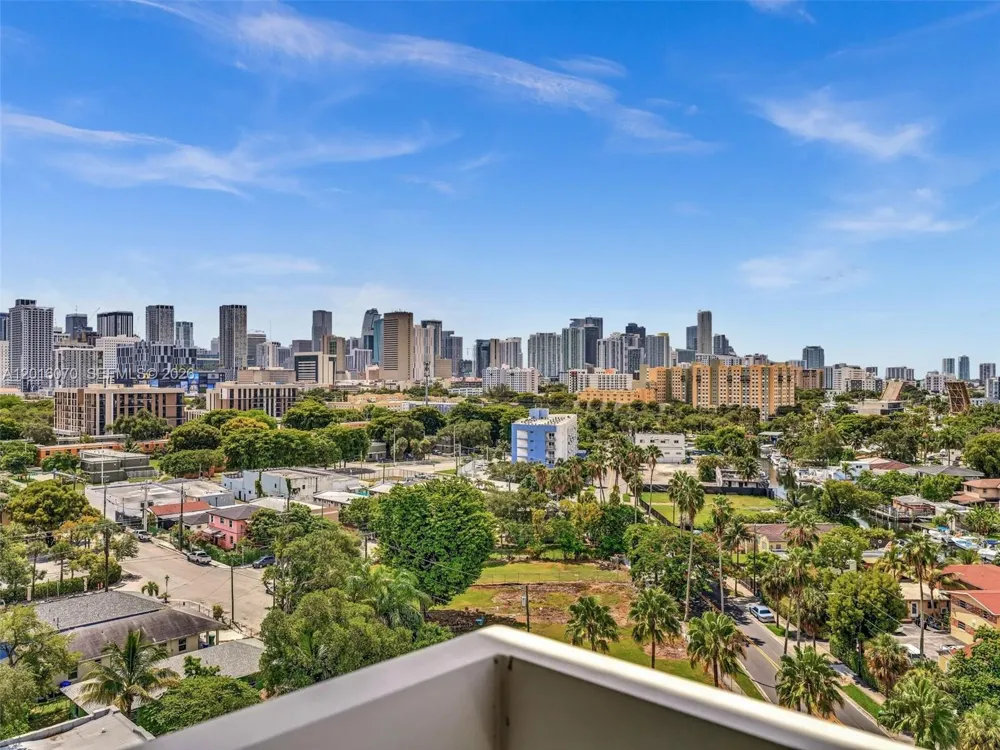 816 NW 11th St #1208 Miami, FL 33136