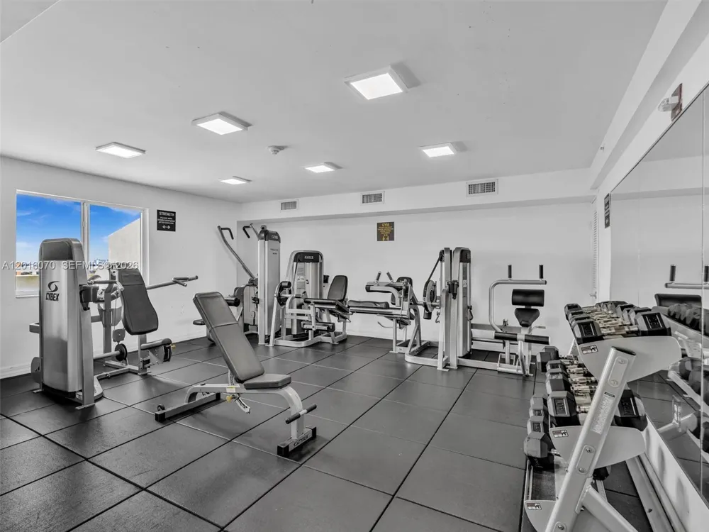 816 NW 11th St #1208 Miami, FL 33136