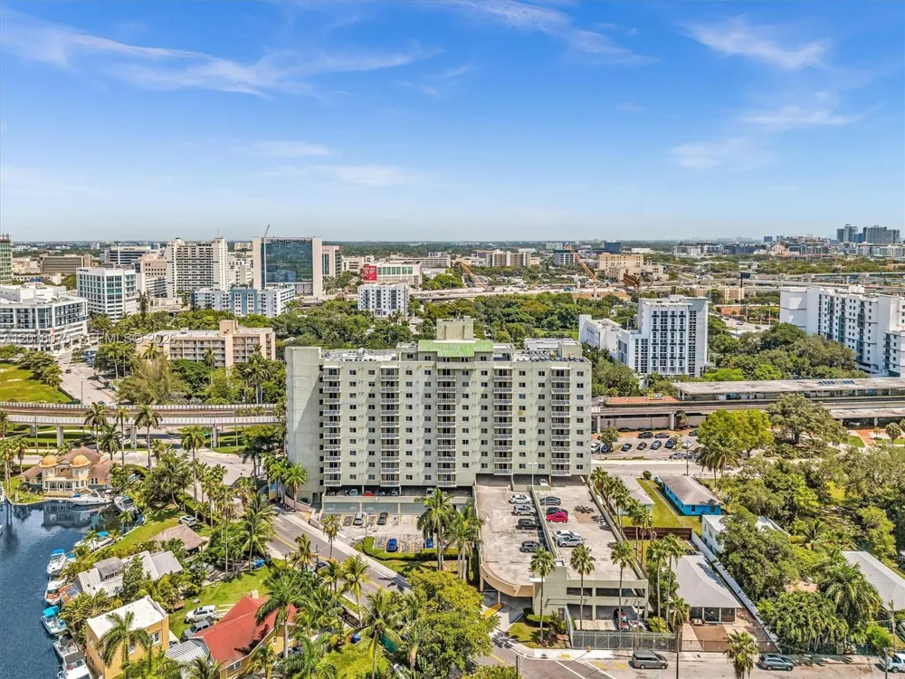 816 NW 11th St #1208 Miami, FL 33136