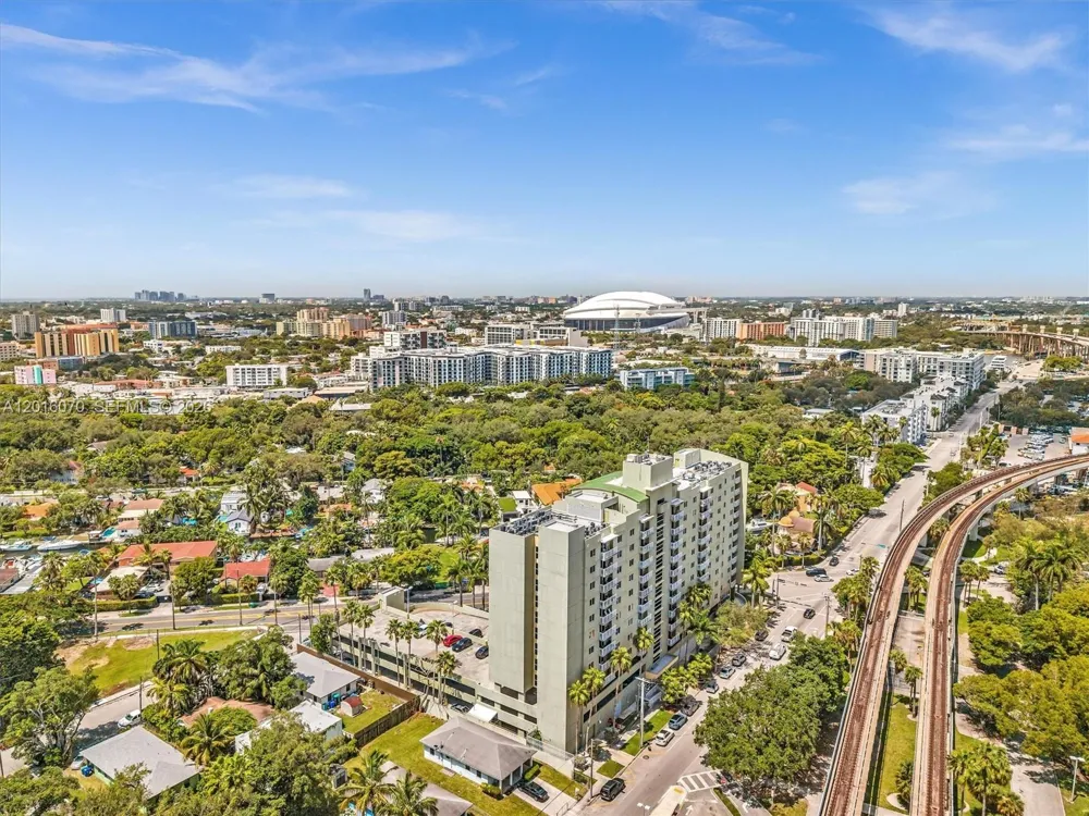 816 NW 11th St #1208 Miami, FL 33136