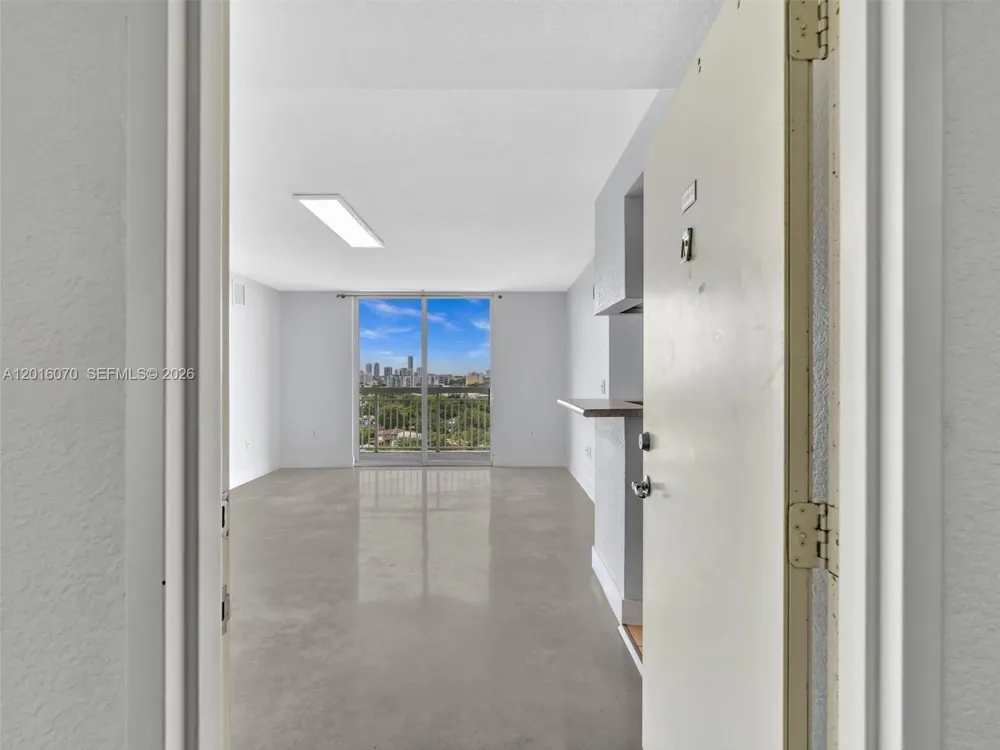 816 NW 11th St #1208 Miami, FL 33136