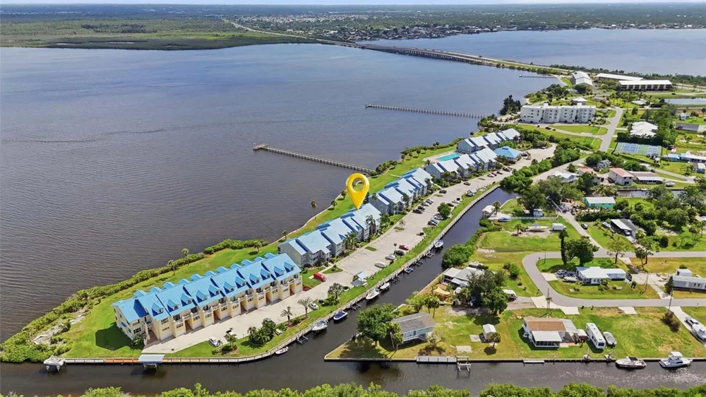 4410 WARREN AVENUE #412 Port Charlotte, FL 33953