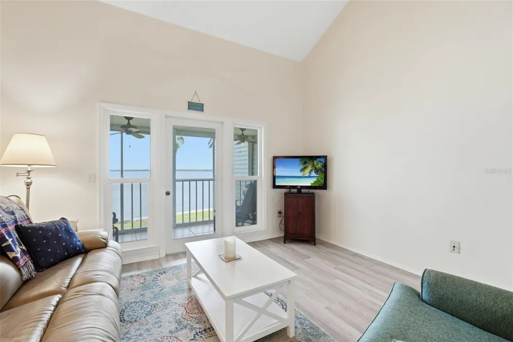 4410 WARREN AVENUE #412 Port Charlotte, FL 33953