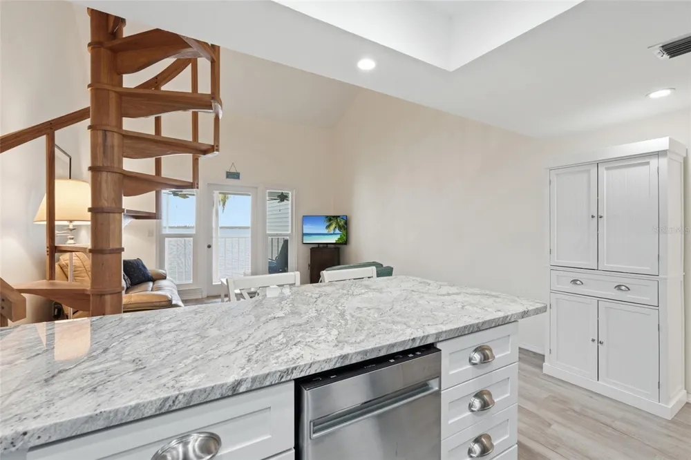 4410 WARREN AVENUE #412 Port Charlotte, FL 33953