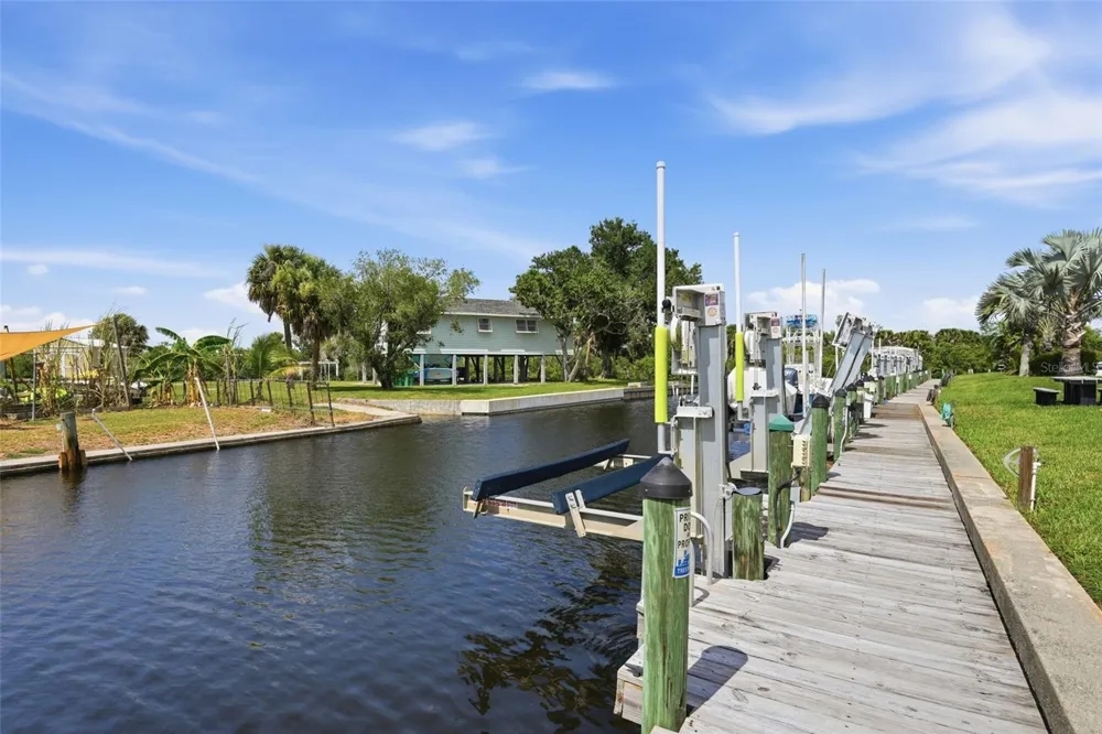 4410 WARREN AVENUE #412 Port Charlotte, FL 33953