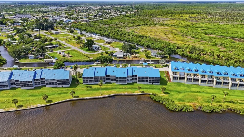 4410 WARREN AVENUE #412 Port Charlotte, FL 33953