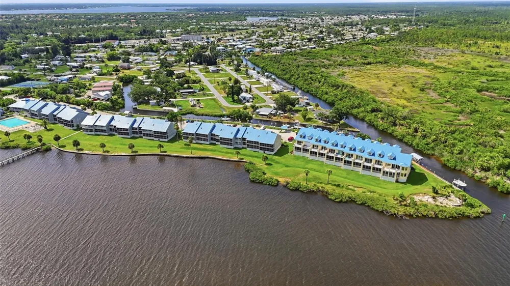 4410 WARREN AVENUE #412 Port Charlotte, FL 33953