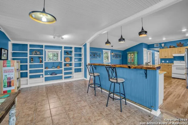 117 ANCIENT COAST RD Fredericksburg, TX 78624