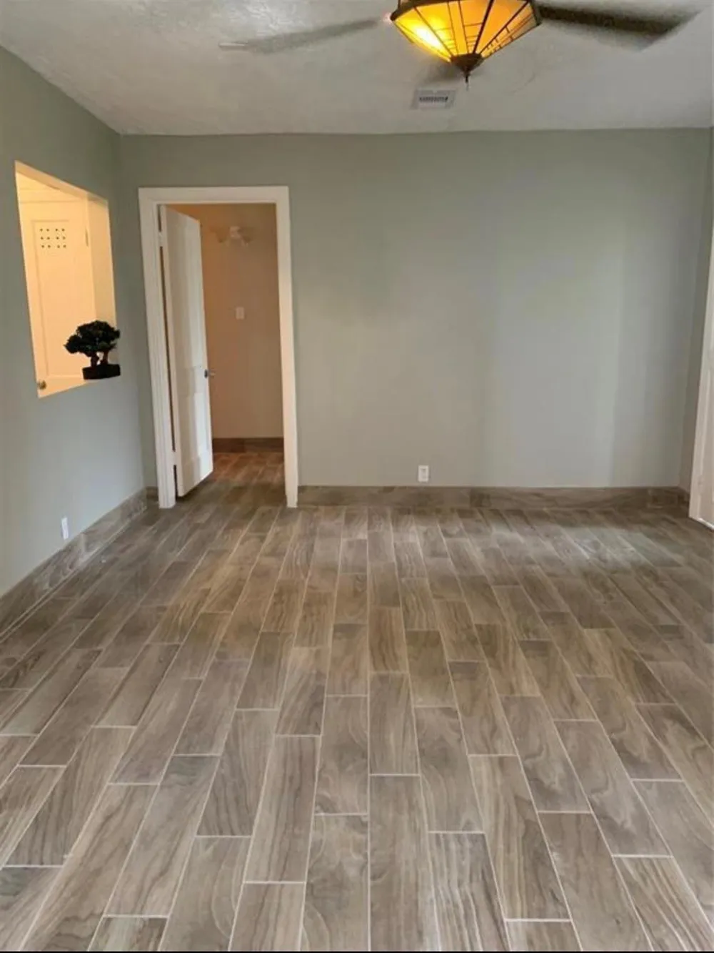 6203 S Rice Avenue Bellaire, TX 77401