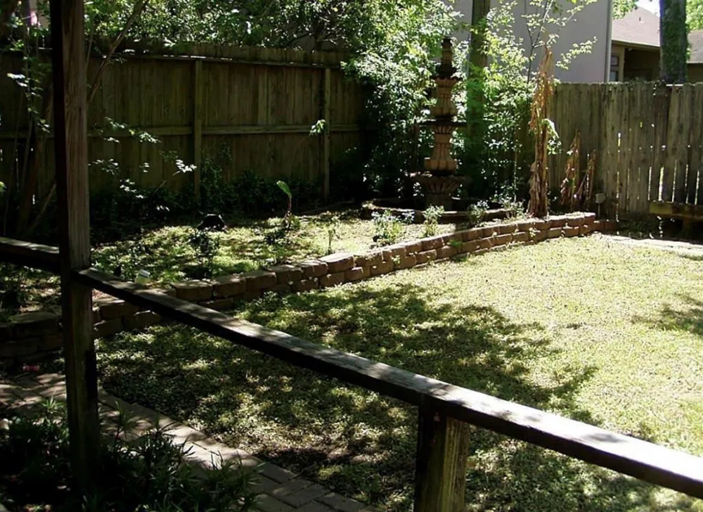 6203 S Rice Avenue Bellaire, TX 77401