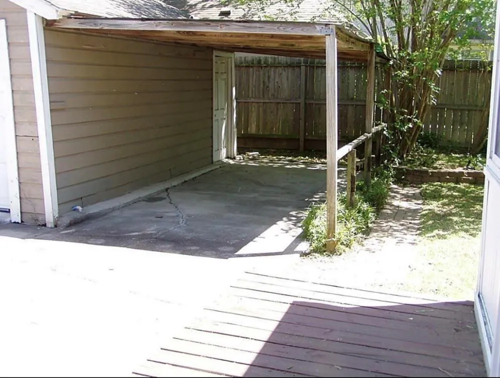 6203 S Rice Avenue Bellaire, TX 77401