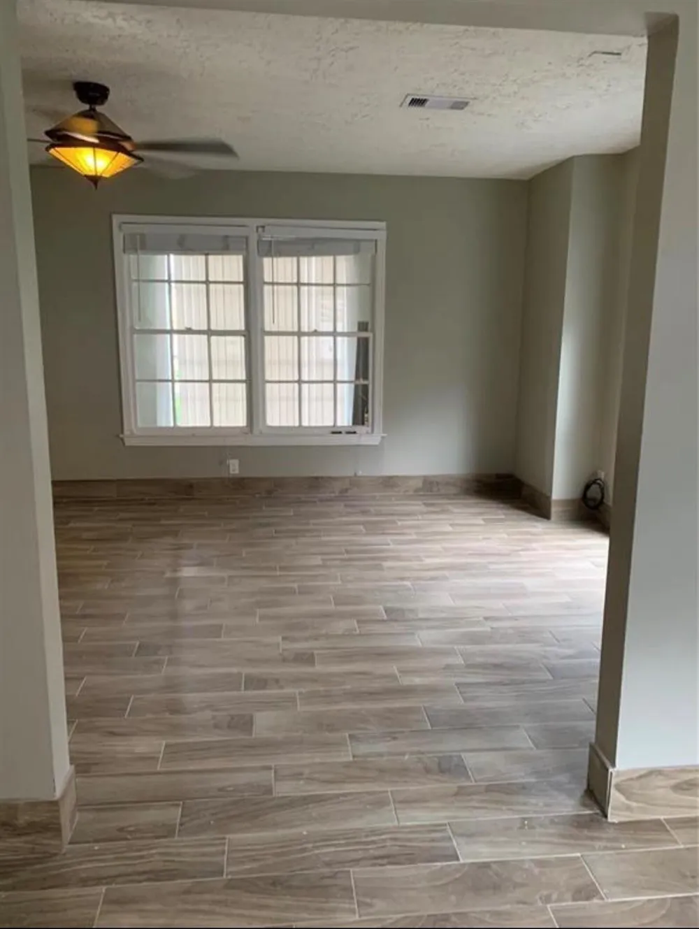 6203 S Rice Avenue Bellaire, TX 77401
