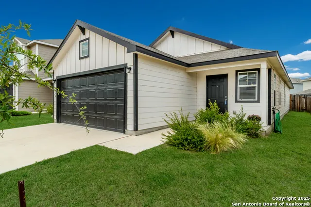 526 Wild Olive San Antonio, TX 78219