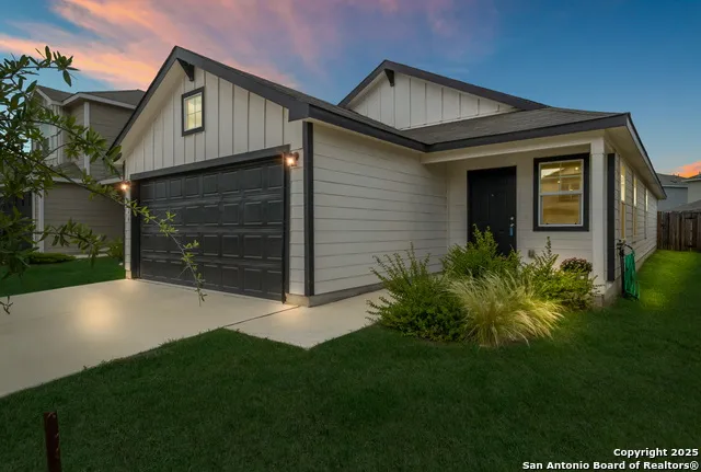 526 Wild Olive San Antonio, TX 78219