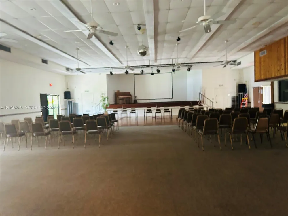7355 NW 18th St #104 Margate, FL 33063