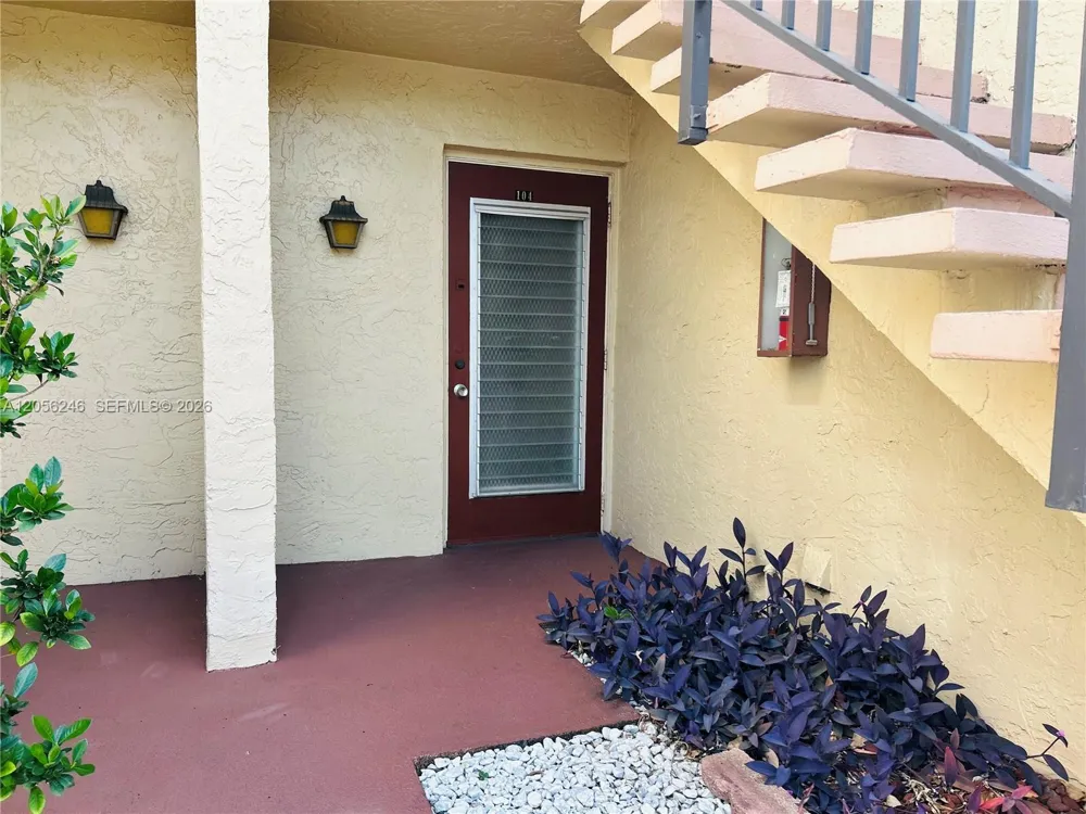 7355 NW 18th St #104 Margate, FL 33063