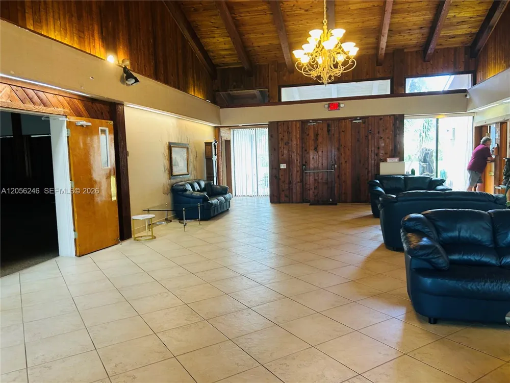 7355 NW 18th St #104 Margate, FL 33063