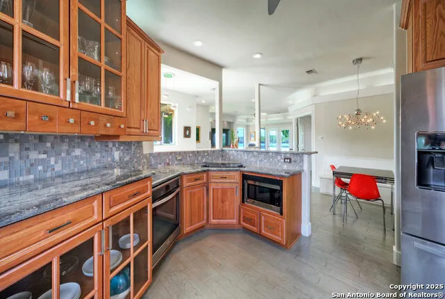 204 Waterway Dr Kingsland, TX 78639