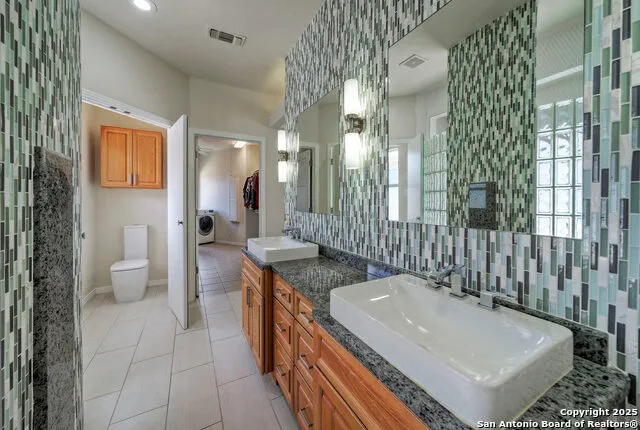 204 Waterway Dr Kingsland, TX 78639