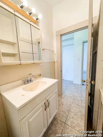 102 Fort Brackettville, TX 78832