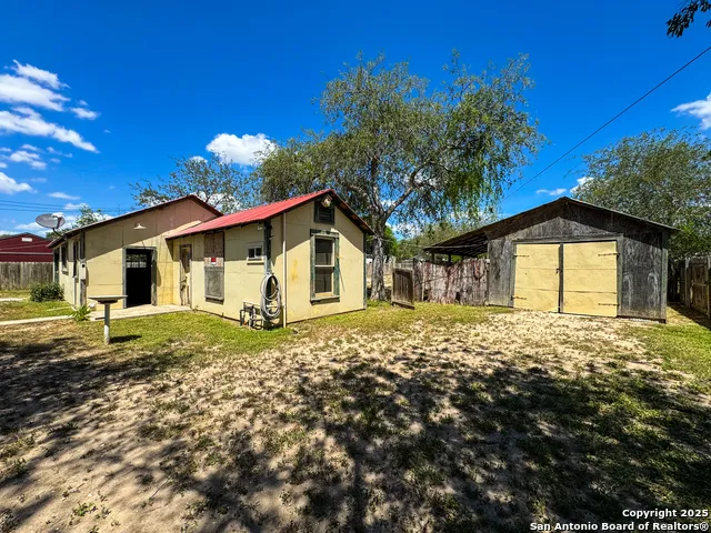 102 Fort Brackettville, TX 78832