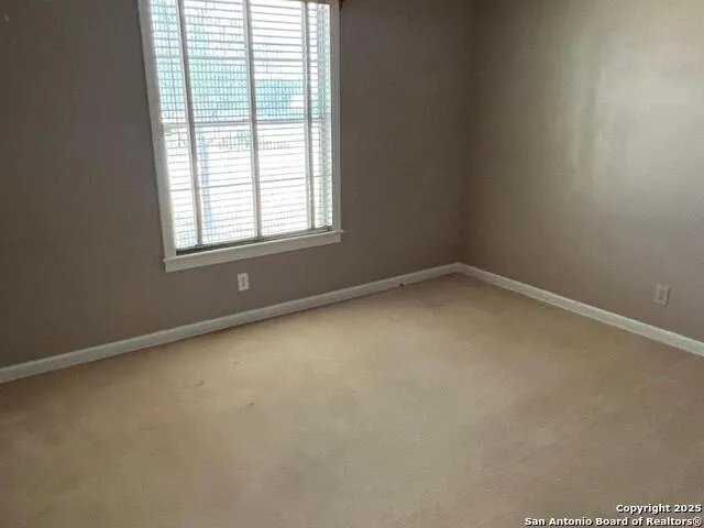 702 Esplanade Karnes City, TX 78118