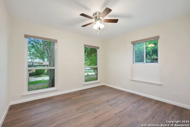 929 Morningside Terrell Hills, TX 78209