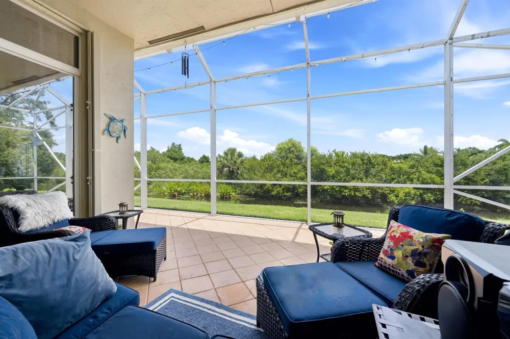 9857 VIA GRANDE W Wellington, FL 33411