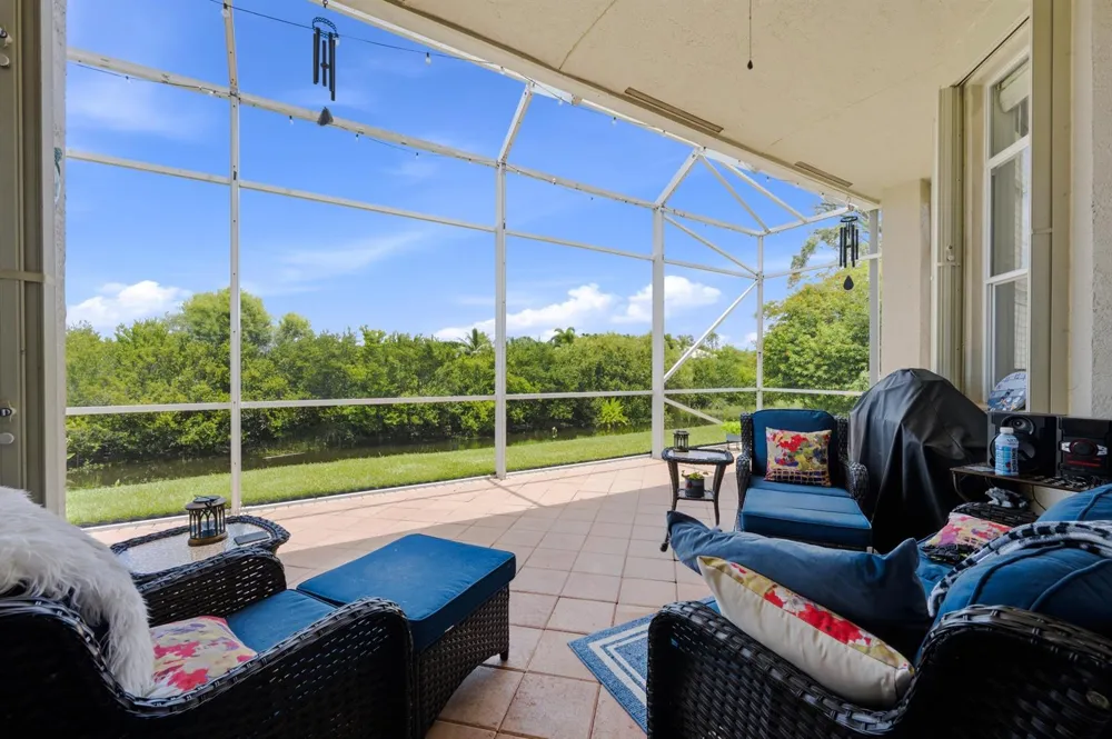 9857 VIA GRANDE W Wellington, FL 33411